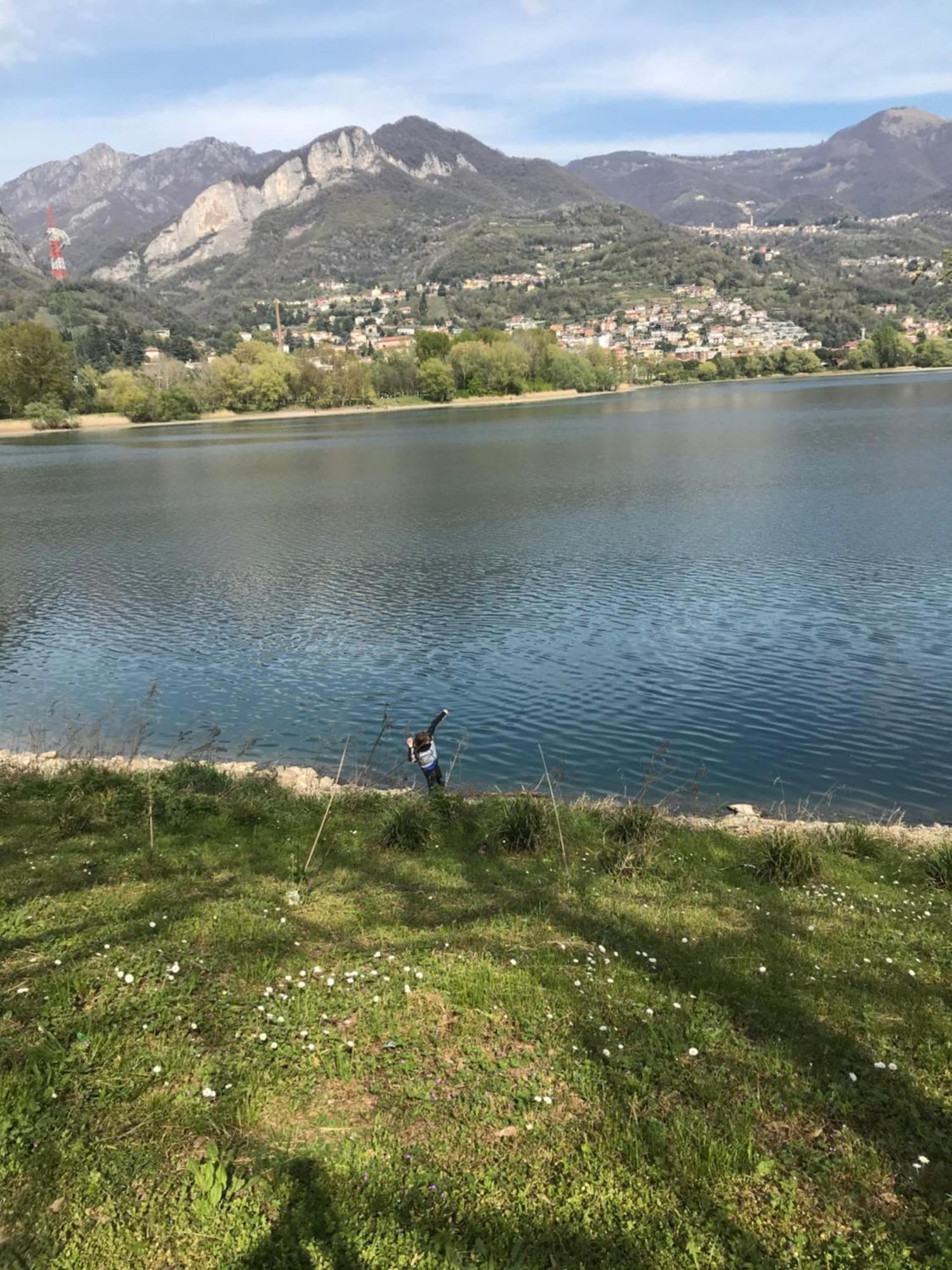 Iuli Lake Home Tra Lago E Montagna Olginate Екстериор снимка